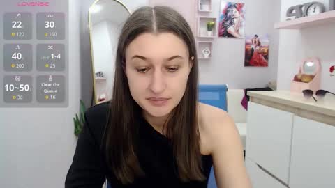 Snapshot of muriel_elvin chatting on October 7, 9:16 am muriel_elvin online show from October 7, 9:16 am