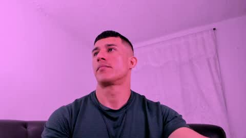 Muscle Man online show from April 18, 2:52 pm