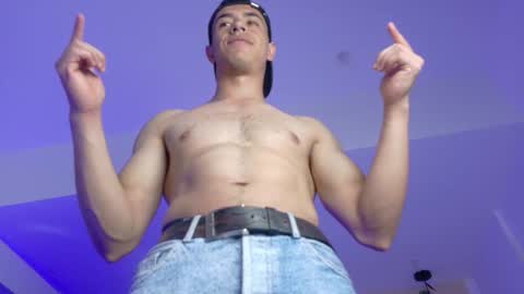 muscle scott online show from March 19, 2:00 pm