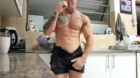 muscledaddy69s online show from April 9, 2:59 am