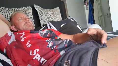 muscledaddy69s online show from December 2, 11:08 am