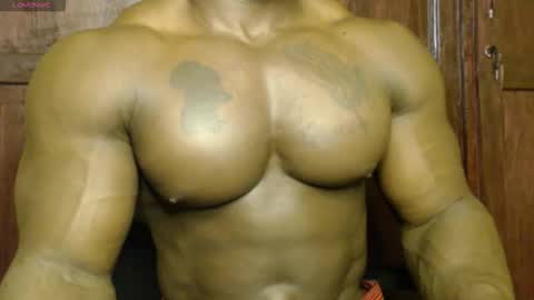 Snapshot of musclegodsammy23 chatting on September 10, 11:50 pm musclegod23 online show from September 10, 11:50 pm