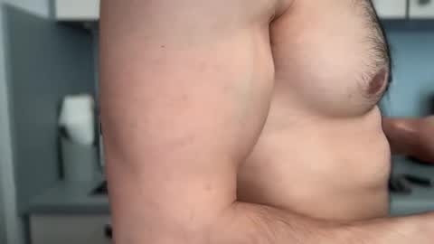Snapshot of musclehair3 chatting on March 7, 11:29 am musclehair3 online show from March 7, 11:29 am