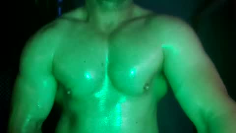 Snapshot of muscles_hulk chatting on February 7, 10:19 pm Hulk Muscles - NEW ACCOUNT online show from February 7, 10:19 pm
