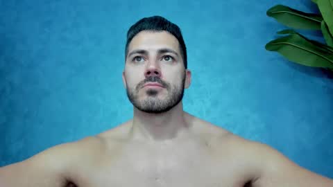 Snapshot of muscularmaster chatting on September 25, 9:38 am muscularmaster onlyfans online show from September 25, 9:38 am