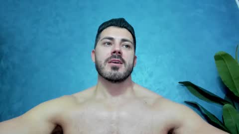 Snapshot of muscularmaster chatting on February 23, 12:19 am muscularmaster onlyfans online show from February 23, 12:19 am