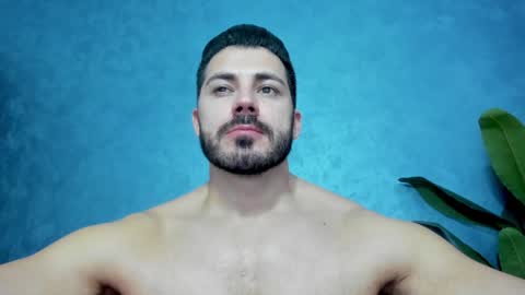 Snapshot of muscularmaster chatting on February 26, 1:03 am muscularmaster onlyfans online show from February 26, 1:03 am
