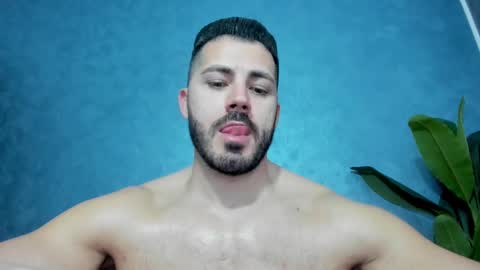 Snapshot of muscularmaster chatting on March 9, 9:57 pm muscularmaster onlyfans online show from March 9, 9:57 pm