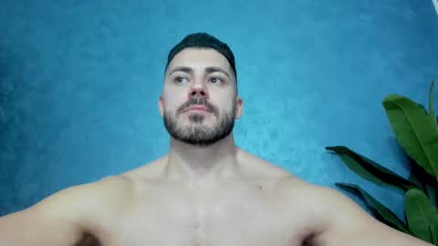 Snapshot of muscularmaster chatting on February 11, 11:12 pm muscularmaster onlyfans online show from February 11, 11:12 pm