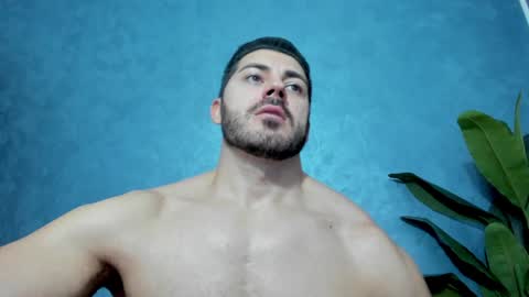 Snapshot of muscularmaster chatting on February 5, 1:26 am muscularmaster onlyfans online show from February 5, 1:26 am