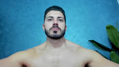 Snapshot of muscularmaster chatting on February 23, 10:09 pm muscularmaster onlyfans online show from February 23, 10:09 pm