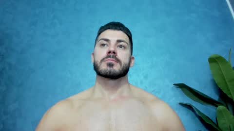 Snapshot of muscularmaster chatting on February 18, 10:49 am muscularmaster onlyfans online show from February 18, 10:49 am