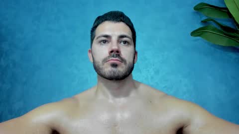 Snapshot of muscularmaster chatting on October 6, 10:49 pm muscularmaster onlyfans online show from October 6, 10:49 pm