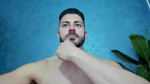 Snapshot of muscularmaster chatting on March 9, 1:14 am muscularmaster onlyfans online show from March 9, 1:14 am