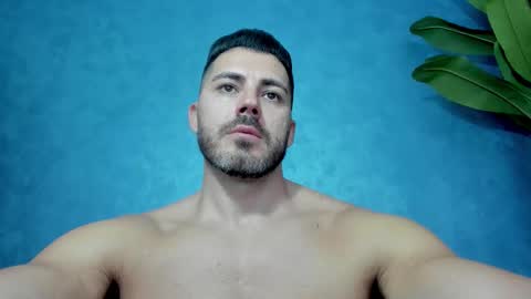 Snapshot of muscularmaster chatting on September 19, 9:35 am muscularmaster onlyfans online show from September 19, 9:35 am