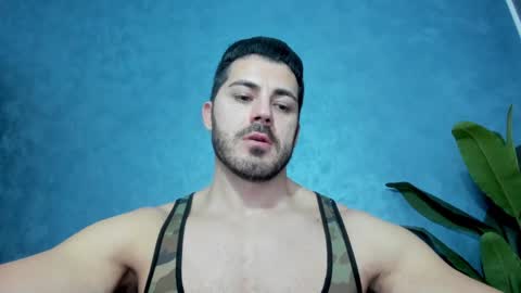 Snapshot of muscularmaster chatting on February 4, 10:24 pm muscularmaster onlyfans online show from February 4, 10:24 pm