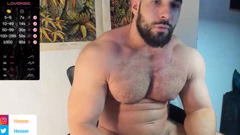 Snapshot of musculusx chatting on February 24, 9:52 pm Musculus online show from February 24, 9:52 pm