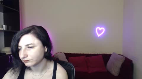 Jeneva online show from November 26, 7:10 pm