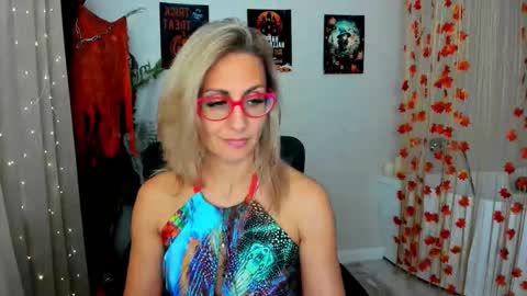 Diana online show from October 15, 11:55 am