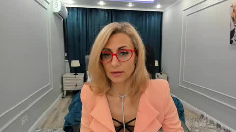 Diana online show from March 10, 5:29 pm