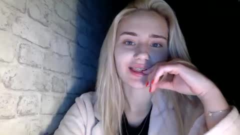 musescorner online show from February 3, 4:22 pm