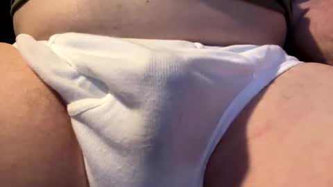 Snapshot of mutualjerk chatting on February 16, 3:59 pm bighead mature oldcock love hairy pussy C2C married..hairy women more than welcome. Tips not required but appreciated online show from February 16, 3:59 pm