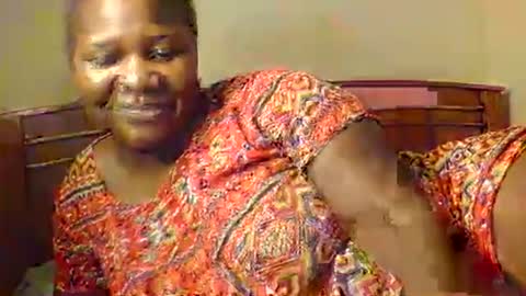 mwekas568403 online show from December 17, 2:40 am