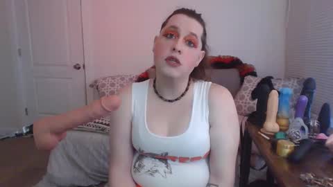 Snapshot of mxsissycharlotte chatting on September 30, 3:22 pm Mx Charlotte online show from September 30, 3:22 pm