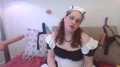 Snapshot of mxsissycharlotte chatting on September 16, 8:12 pm Mx Charlotte online show from September 16, 8:12 pm