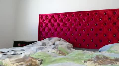 Snapshot of mya_amor1 chatting on October 8, 2:56 pm Naughty Rassell online show from October 8, 2:56 pm
