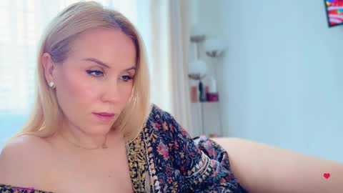 Mya-be Yours P online show from October 2, 3:33 pm