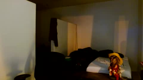 Snapshot of mycock4u247 chatting on October 14, 7:44 am LA MARIPOSA DE MARICOPA online show from October 14, 7:44 am