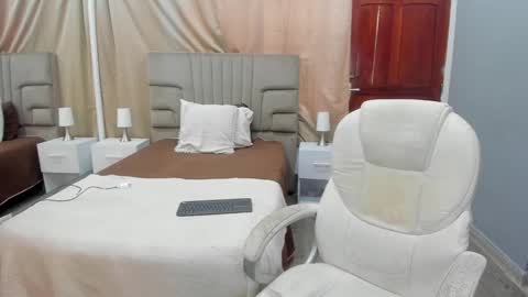 Myers   online show from February 16, 3:05 pm