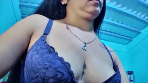 Snapshot of myhoney_hot chatting on October 16, 6:29 pm myhoney_hot online show from October 16, 6:29 pm