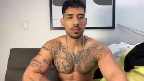 Myke esthetic online show from September 23, 5:30 pm