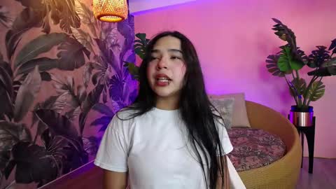 Snapshot of myla_rossi chatting on October 18, 8:57 pm myla rossi online show from October 18, 8:57 pm