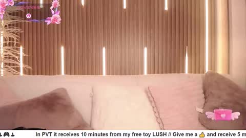 Snapshot of myladreams_ chatting on September 20, 3:53 am Myla online show from September 20, 3:53 am