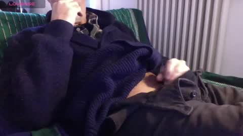 Snapshot of mynakedbeach chatting on February 27, 7:19 am Bi sexy guy lovense hush is on private is open or password show tip if you like. online show from February 27, 7:19 am