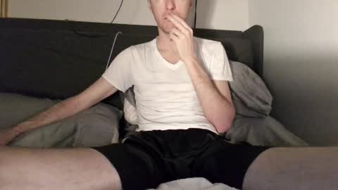 Felt like showing off online show from April 24, 2:57 am