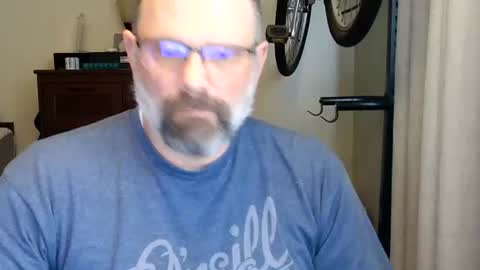 Just hanging out - No pressure online show from April 11, 8:13 pm