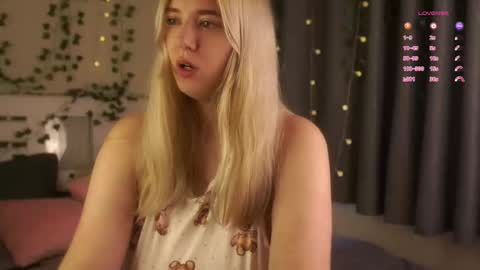 Alma online show from September 27, 1:25 am