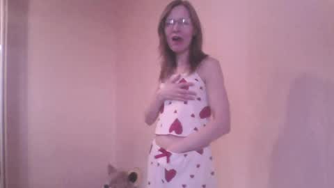 mysterious_blondy online show from April 19, 4:35 am