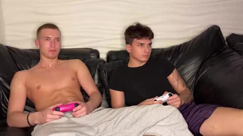 Evan Brown online show from March 7, 9:37 pm