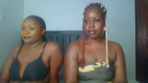 mystic_saucy online show from November 27, 8:33 am