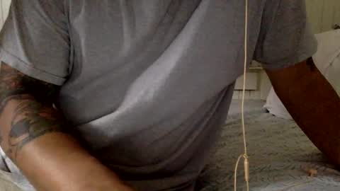 str8 dom alphaAsian Daddy type. sorry not bi or  curious but i dont judgediscrimenate. online show from February 16, 8:55 pm