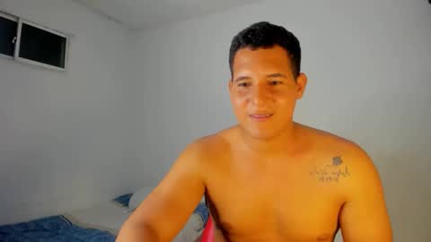 Snapshot of mz_david chatting on October 11, 3:33 am mz_david online show from October 11, 3:33 am
