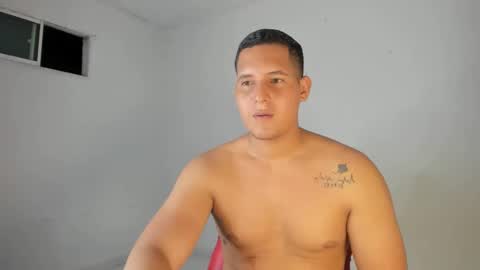 Snapshot of mz_david chatting on October 19, 11:42 pm mz_david online show from October 19, 11:42 pm