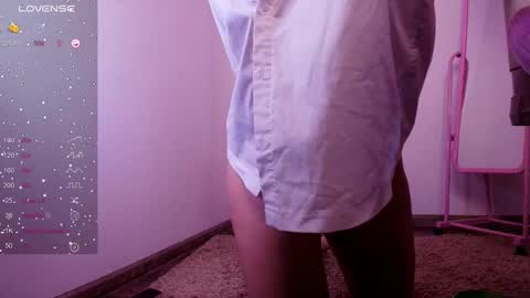 Snapshot of n0_nude chatting on January 21, 12:07 pm Eva online show from January 21, 12:07 pm