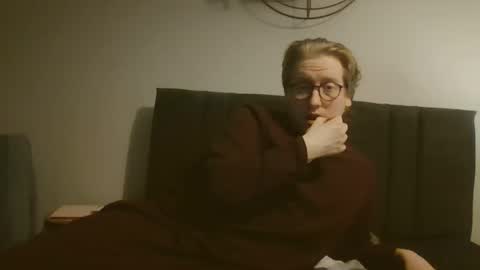 n_ryan98 online show from March 22, 12:14 am