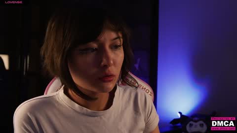 Sonmi online show from December 6, 2:22 pm